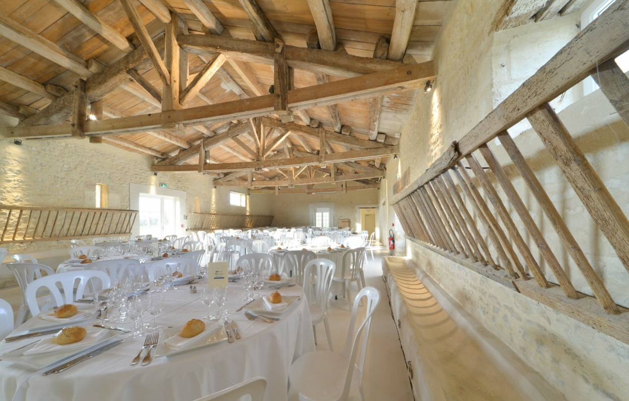 Logis des Arconnieres, Nantes, Bordeaux, Niort, Vendée, Loire-atlantique, 44, location de salles, mariages, mariage, Nantes, séminaires, réceptions, traiteur, château, cocktail, gîte, vacances